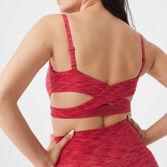 Outdoor Voices FreeForm Flow Low Coverage Bra Rose Garden Red Size XS NWT - Picture 2 of 7
